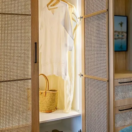 Otel Asterias Aya Napa