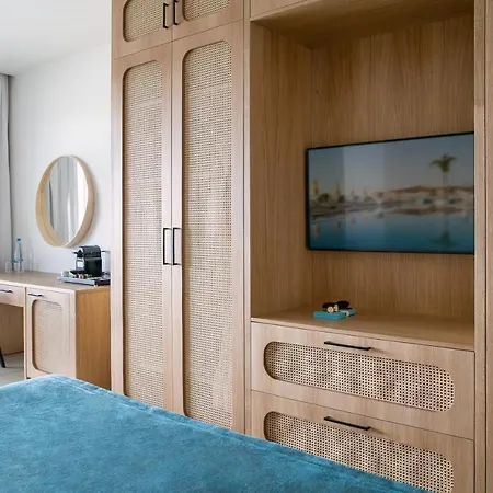 Asterias 4* Aya Napa