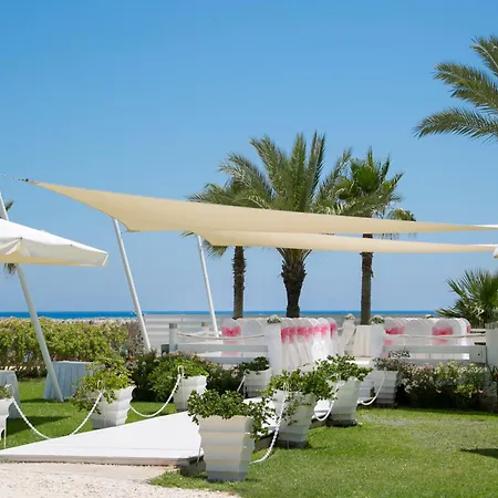 Asterias Otel Aya Napa