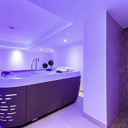 استيرياس بيتش 4*