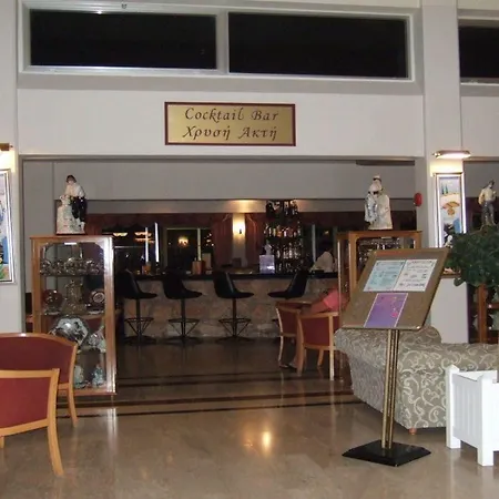 Otel Asterias Aya Napa