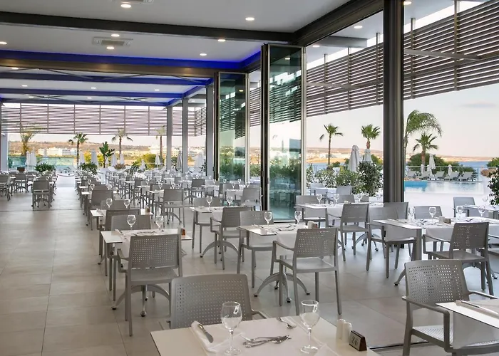 Asterias Szálloda 4*