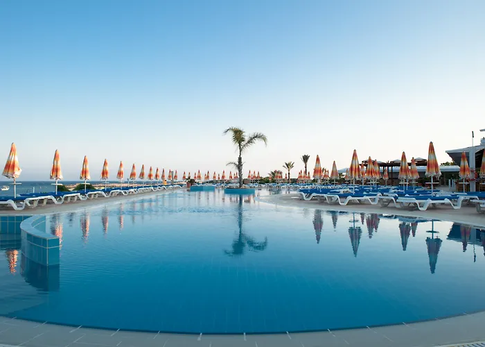 Asterias Szálloda 4*